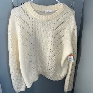 Elodie women’s sweater large NWT